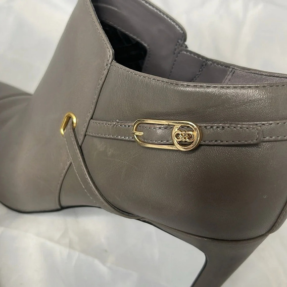 COLE HAAN Yasmine Pointed Toe Slim Heel Ankle Booties Grey Leather Buckle 9.5 - Picture 8 of 15